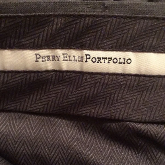 Perry Ellis - Gray - 37x 29 - Dress Pants - Picture 5 of 6